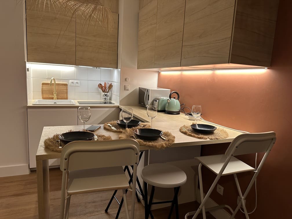 Photo kitchenette appartement T2 quai secret d'augustine Narbonne Centre
