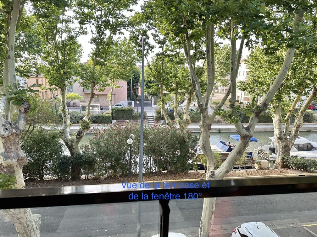 Vue du balcon appartement T2 quai secret d'augustine Narbonne Centre