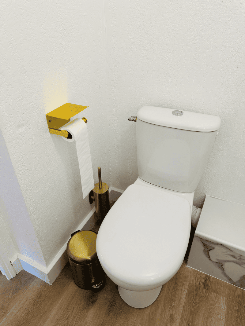 Toilettes de la location vacances à Narbonne près de la mer